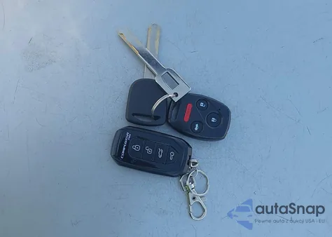 2013 Honda Civic Lx z USA, uszkodzony, nr VIN 19XFB2F5XDE098521